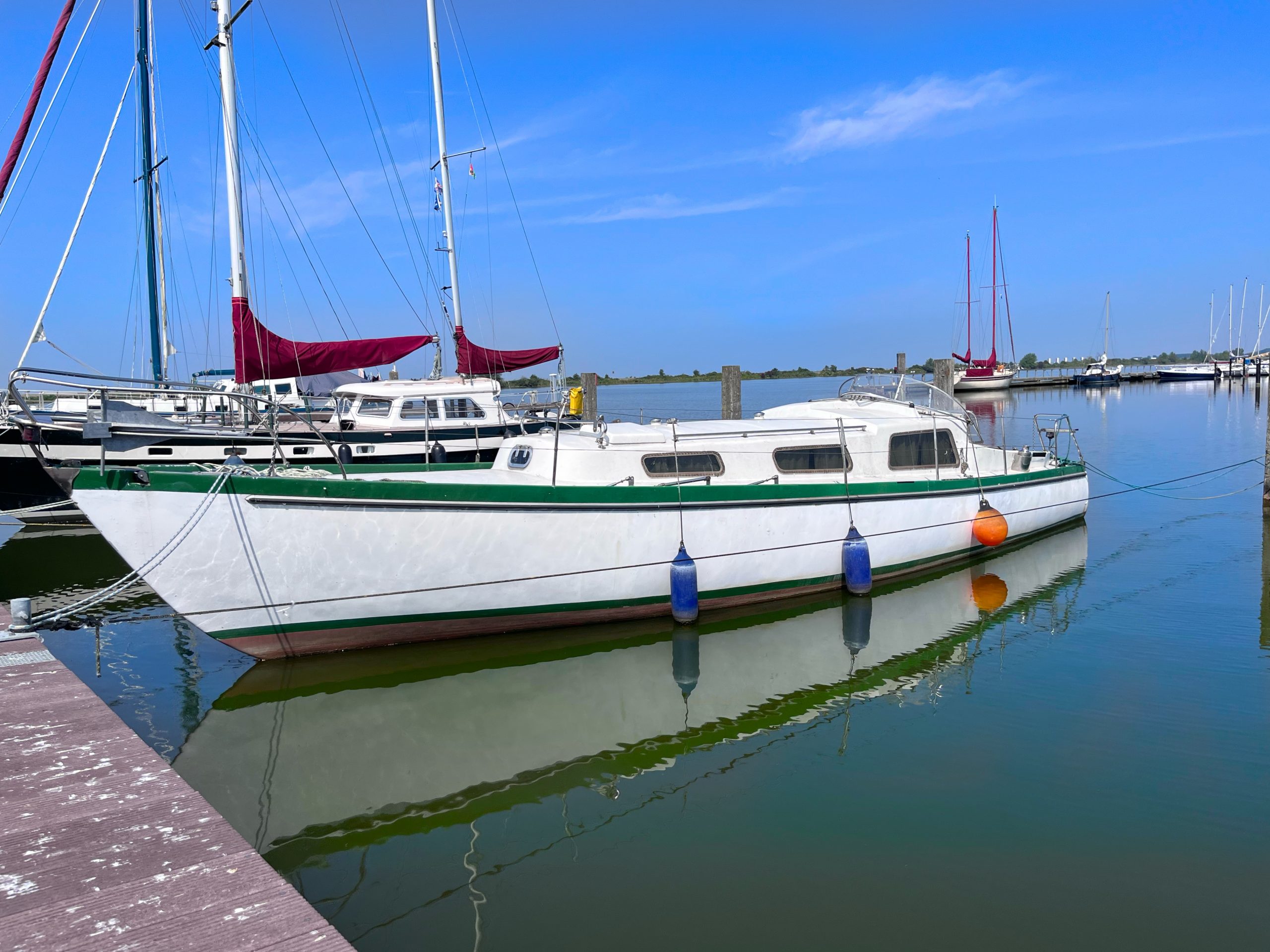 ONE-OFF-YACHT Sayonara – Außenansicht